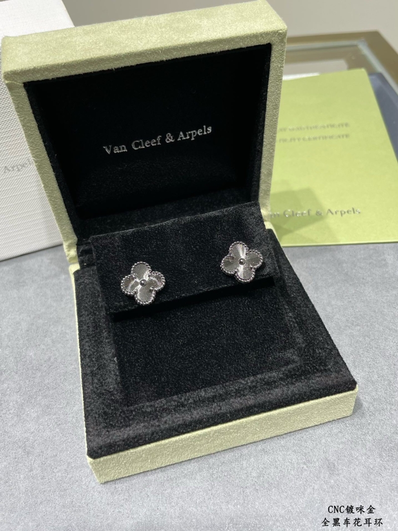 Vca Earrings